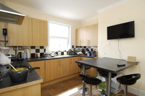 36WestHillRd007.JPG