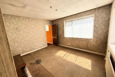 hollycroft lounge 2 .JPG