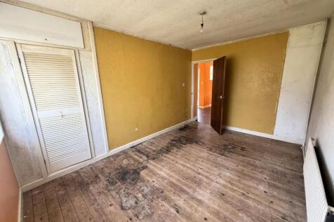 hollycroft bed 1!.JPG