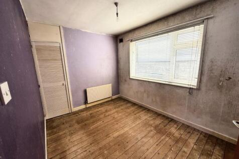 hollycroft bed 2 .JPG