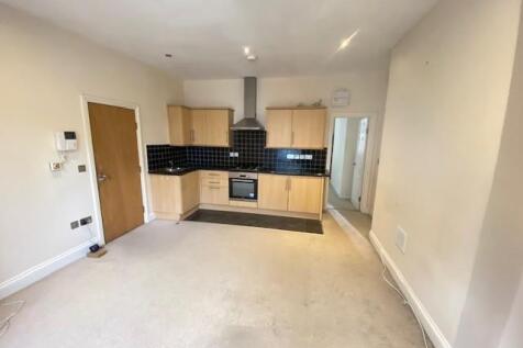 flat 2 connaught avenue.jpg