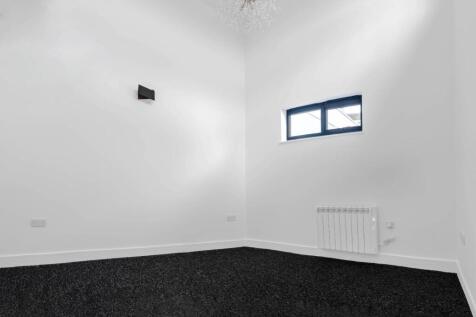 mount bedroom .jpg