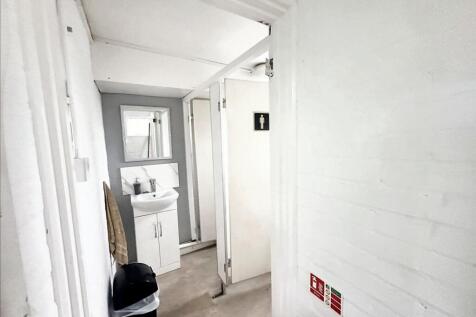 top office toilets (1).jpeg