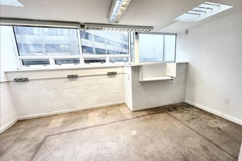 top office 2  (1).jpeg