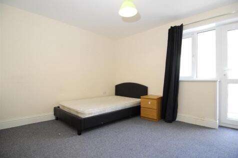 4QuakerLane003.JPG