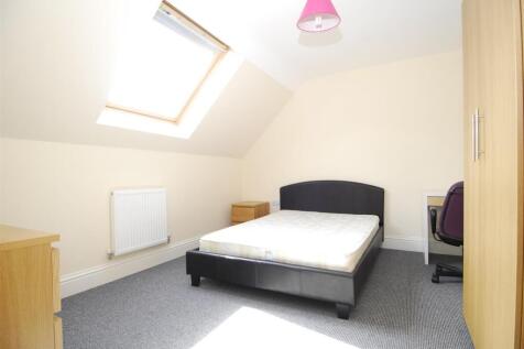 4QuakerLane007.JPG