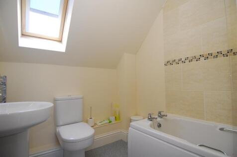 4QuakerLane008.JPG