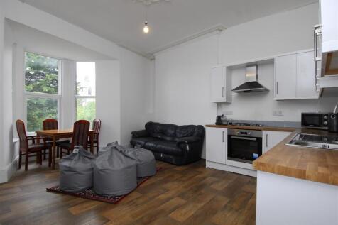 70LissonGrove002.JPG