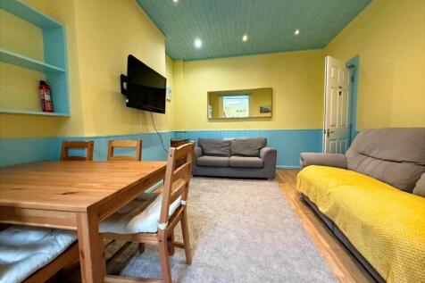 25 Wake Street Living Room.JPG