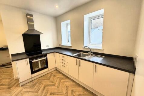 Watts kitchen .JPG