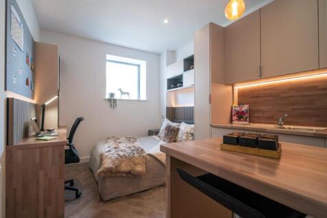 DSC01250-scaled-e1728394498924-1024x873 (2).jpg