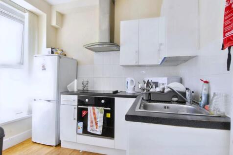 7 seaton f2 kitchen.jpeg