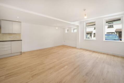 Kitchen/Living Area