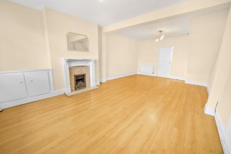 Living room / diner
