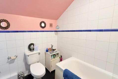 Bathroom.jpeg