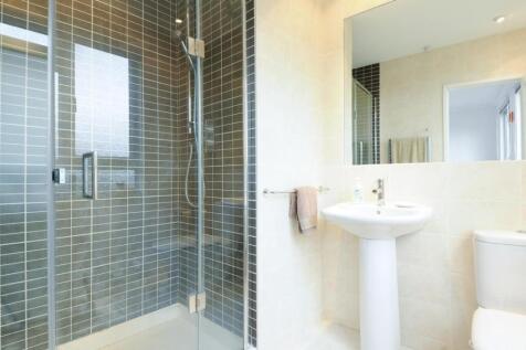 bathroom (2).jpg