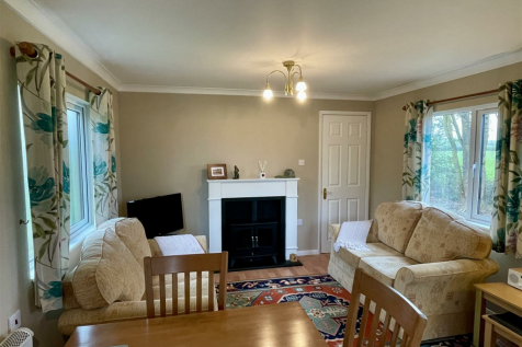 Brook Lodge Sitting area.png