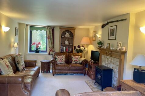 Sitting Room.JPEG