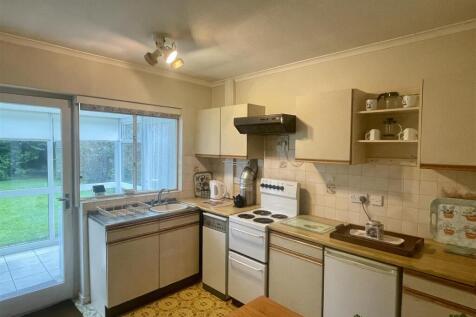 Kitchen.JPEG