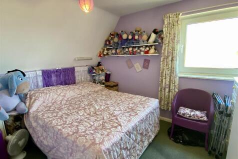 Bedroom 2.jpg