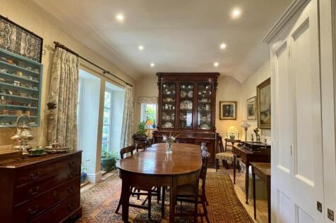 Dining Room.JPEG