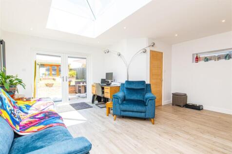 home-1053.jpg