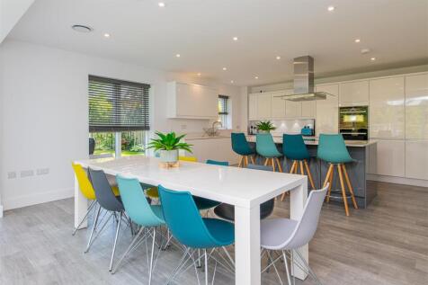 home-320.jpg