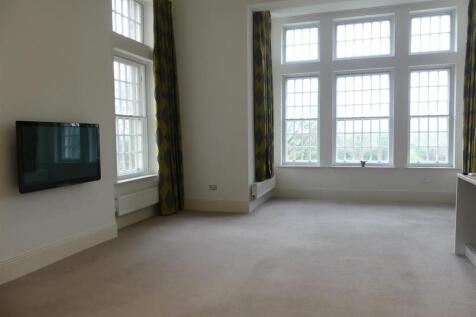 Sitting / Dining Room
