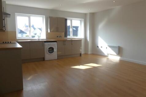 LIVING ROOM &amp; KITCHEN