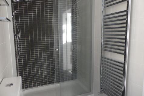 En-Suite Shower