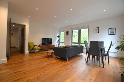 Living/dining/kitchen