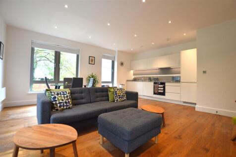 Living/dining/kitchen