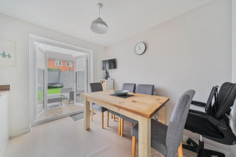 1294009868359bce928b4