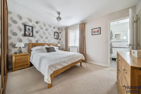 925ee12847dd4b40bb508a378eb20d8b