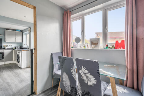 1355854768e7c79c8d94d