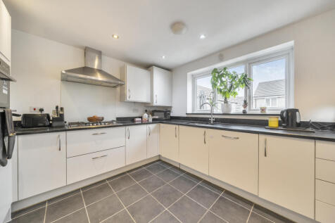 13689881668ee538404505