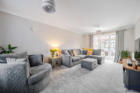 e0bd501916834cd98be68d2051a2224e