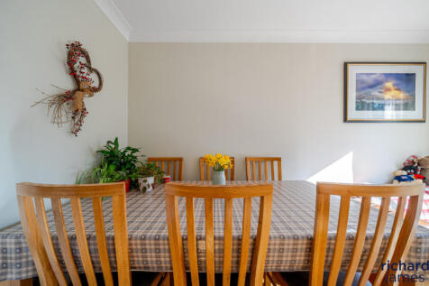 c75e74628f92439384a92446619def70