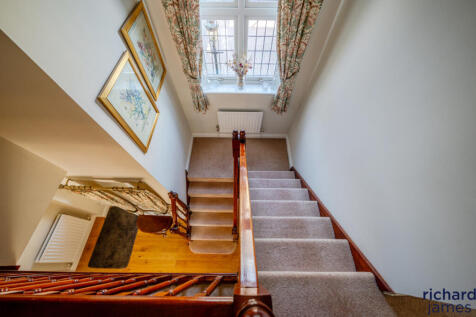 1a562bc789b146f3a256133222bf3b0f