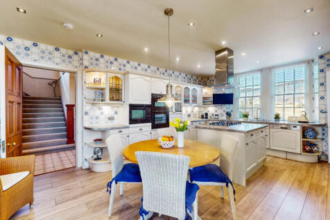 Ranfurly House Ve...