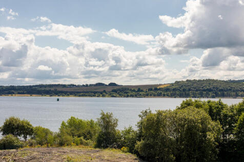 69758_Queenswater...