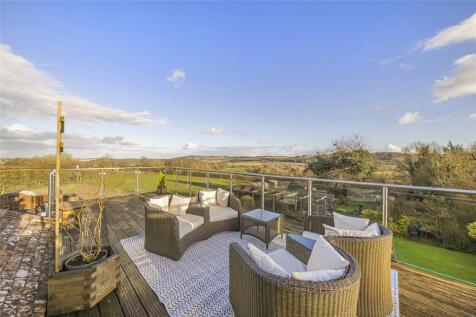 Roof Terrace &amp; View