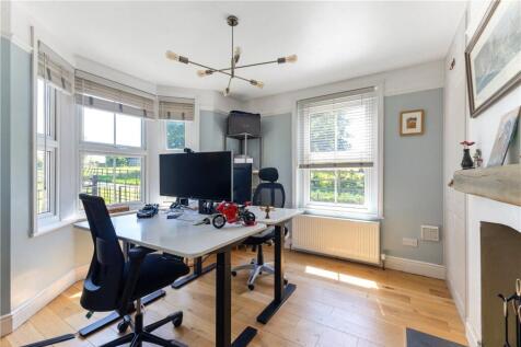 Study/Sitting Room 2