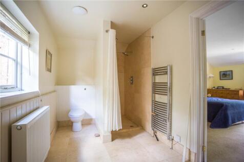 Main Ensuite