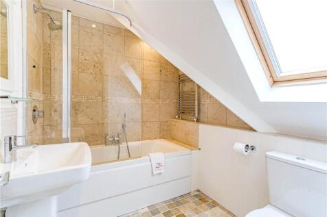 Main Ensuite