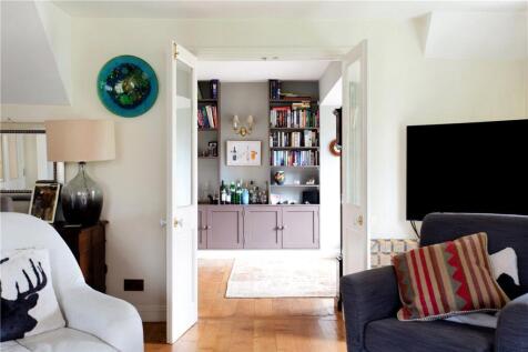 Sitting Room / Snug
