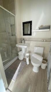 En-Suite Shower Room