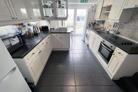 Communal Kitchen