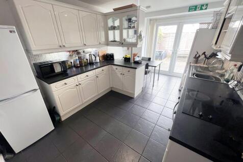 Communal Kitchen