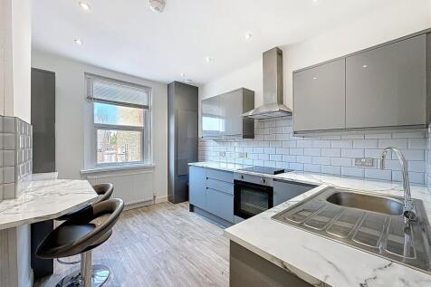 Kitchen / Breakfast Room